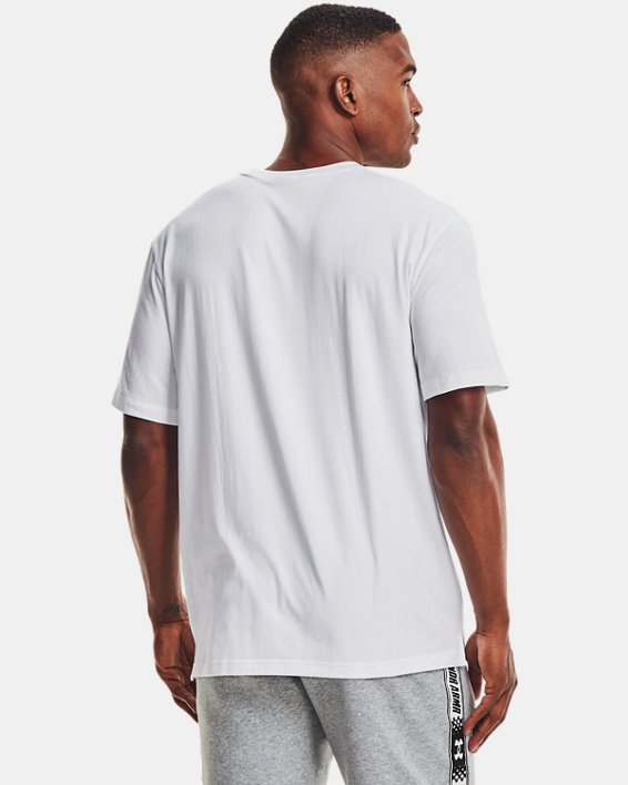 Camiseta UA Baseline Essential para hombre, White, pdpMainDesktop image number 1